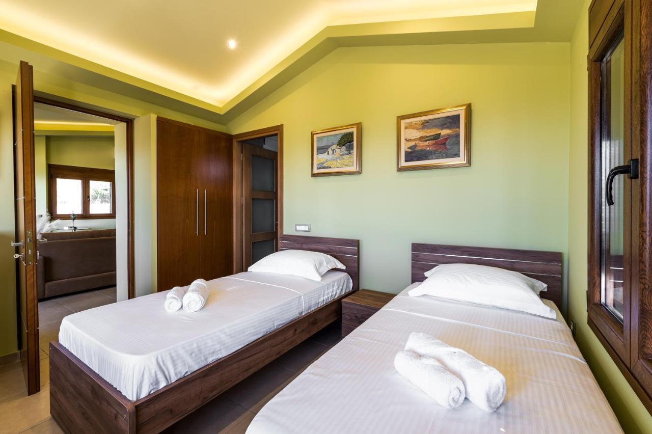 La Casa Verde Epano Dris Luaran gambar